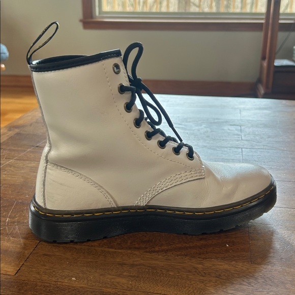 Dr Martens WOMEN\'S DR. MARTENS ZAVALA COMBAT BOOTS size 7